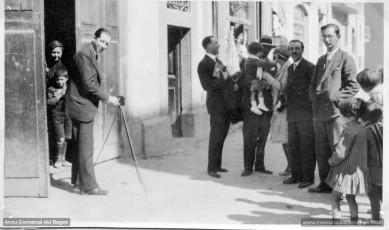 Any 1932. Amat-Piniella, a la dreta de la imatge. (Arxiu Comarcal del Bages. Fons Joaquim Amat-Piniella)