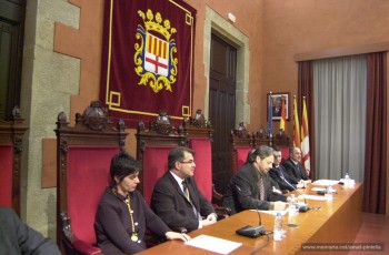 El president del Parlament de Catalunya, Molt Hble. Sr. Ernest Benach, clou l’acte solemne.