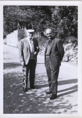 Joaquim Amat-Piniella (a la dreta), amb el seu vell amic de Santpedor Josep Bailina Sivila. (Arxiu Comarcal del Bages. Fons Joaquim Amat-Piniella)