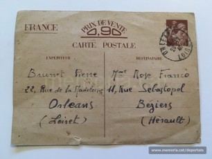 Postal de tipus oficial i sotmesa a la censura de l'ocupant alemany que envia Pere Brunet des d'Orleans a uns coneguts que viuen a Besiers, en territori de la França no ocupada. Expressen el desig de rebre notícies de la seva família a Manresa i Sant Joan de Vilatorrada (Font: arxiu personal de Ferran Brunet)