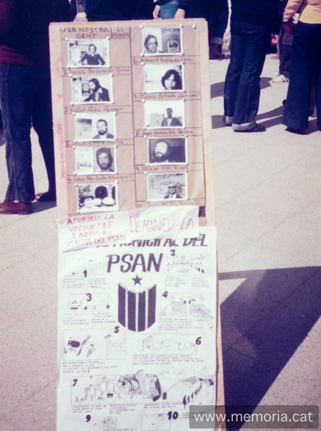 1/4/1979. Míting-festa del PSAN al Renaixença, amb la participació del grup “Els Esquirols”. (Fotografies: Manolo Sánchez i Joaquim Aloy).