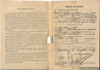 Pàgina de filiació de la “cartilla” militar d’Emili Codorniu datada a Manresa el 8 d’agost de 1935. (Arxiu familiar).