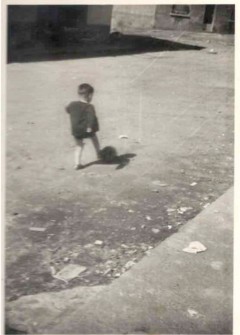 1968:  Barriada Mion, carrer del Puigllançada. (Foto enviada per Conxita Lao Luque)