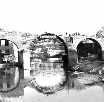 Anys 60:  Reconstrucció del Pont Vell. (Autor: Eduard Bohigas Martí. Foto enviada per Alba Bohigas Condal)