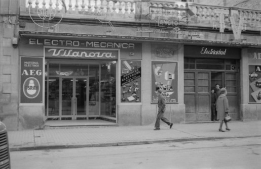 1969:  Electromecànica Vilanova, al carrer d'Àngel Guimerà. (Autor: Antoni Quintana Torres. Foto enviada per Jaume Quintana)