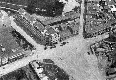 1970:  Plaça de Catalunya. (Foto enviada per Josep R. Manuel Sabaté)