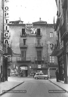 Cal Centó des del carrer del Born. (Fotografia: Antoni Quintana Torres/Arxiu Comarcal del Bages).