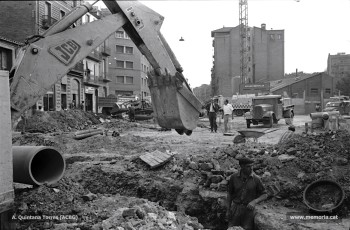 Les obres de pavimentació a la zona de Bonavista. Maig-juny 1970. (Fotografia: Antoni Quintana Torres/Arxiu Comarcal del Bages).