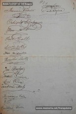 5/08/1940: circular del Gobierno Civil de Barcelona sobre “El uso del idioma nacional en todos los servicios públicos”, recogiendo lo dispuesto en el BOP del 31 de julio de 1940. En él se proclama el español como único idioma válido para la vida pública, al tiempo que relega los idiomas “regionales” a la vida privada. La primera disposición señala que "todos los funcionarios interinos de las Corporaciones provinciales y municipales de esta provincia, cualesquiera que sea su categoría, que en acto de servicio, dentro o fuera de los edificios oficiales, se expresen en otro idioma, que no sea el oficial del Estado quedarán ‘ipso facto’ destituidos, sin ulterior recurso". En el documento se pueden ver las firmas de todos los funcionaros del Ayuntamiento de Manresa, ya que fueron obligados a firmar el correspondiente enterado. Algunos funcionarios del cuerpo de guardias de paseo firmaron con la hulla dactilar por no saber escribir. (Arxiu Comarcal del Bages)