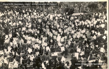 Maig de 1950: imatges de la visita de la marededéu de Fàtima a Manresa. Milers de fidels van sortir a rebre-la pels carrers de la ciutat. (Fons Grifé, Gamisans, Lladó – Arxiu Comarcal del Bages)