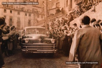 12/3/1950: visita del cardenal Spellman, arquebisbe de Nova York, a la Cova de Sant Ignasi de Manresa. (Fons Suárez. Arxiu Comarcal dels Bages)