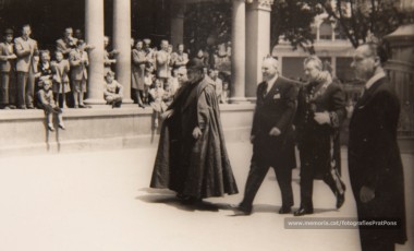 Celebració del IV Centenari de l’Aprovació Pontifícia del Llibre d’Exercicis Espirituals de Sant Ignasi (a la Seu, a la Cova i al Teatre Kursaal), XXV aniversari de la Obra d’Exercicis Parroquials (OEP) a Catalunya i col·locació de la primera pedra de l’església del Rapte. (17/5/1948).