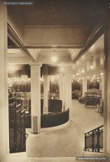 (3/4) Febrer 1933. Primer pis; sastreria i confecció, secció de sabateria, secció de gèneres de punt.