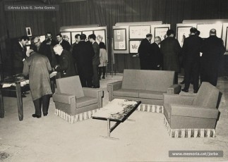 (7/7) Febrer de 1967. Acte de presentació, amb la intervenció de Pere Jorba Puigsubirà, i visita dels assistents a l’exposició.
