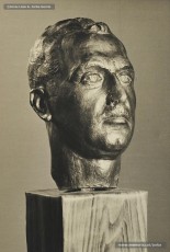 (25/29) 20/2/1969. Vistes de l’exposició de pintures, dibuixos i escultures de Lluís Uró.