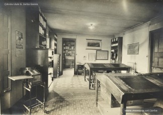 (2/5) Gener-Març de1933. Tercer pis: oficines de propaganda, dibuix; oficines de comptabilitat i caixa, i secció de correspondència.