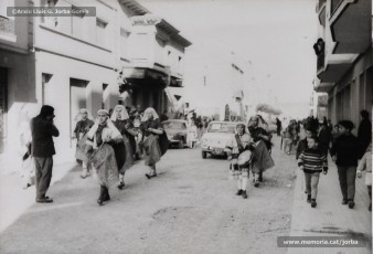 (1/5) 19/12/1966. Caravana del príncep Assuhan.