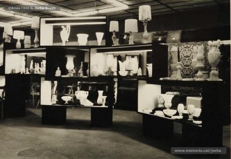 (8/18) Abril de 1968. Amb motiu de la inauguració del nou departament de mobles i decoració, instal·lat al segon pis de Magatzems Jorba, es va celebrar una exposició dedicada a la llar.