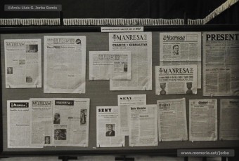 (21/33) Febrer 1970. Vistes de l’exposició. Aquesta exposició va ser important perquè, per primera vegada dins la dictadura franquista, es va poder presentar públicament la gran quantitat de premsa en català i d'esquerres que havia existit a Manresa abans de 1939.