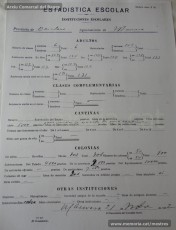 21/11/1932: estadísticas escolares de Manresa que hacen inventario de los edificios escolares de la ciudad con su estado y condiciones higiénicas –diez centros en mal estado-, y de su mobiliario y material, que es insuficiente en la mayoría de escuelas. También recogen datos sobre las colonias escolares, así como información específica de algunos centros concretos de la ciudad, de la población escolar general -4502 alumnos- y del número de maestros. (Arxiu Comarcal del Bages)