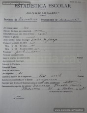 21/11/1932: estadístiques escolars de Manresa que inventarien els edificis escolars de la ciutat amb el seu estat i condicions higièniques –deu centres en mal estat-, així com el seu mobiliari i material, que és insuficient en la majoria d’escoles. També recullen dades sobre les colònies escolars, així com informació específica d’alguns centres concrets de la ciutat, de la població escolar general -4502 alumnes- i del nombre de mestres. (Arxiu Comarcal del Bages)