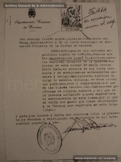 Selección de páginas del expediente de depuración del maestro Hermenegild Lladó Bilarrúbies y acreditación que presenta a las autoridades franquistas el 21/2/1939 como muestra de haber ejercido de maestro en el Grup Escolar Renaixença desde el 12 de noviembre de 1934. (Arxiu Comarcal del Bages, Archivo General de la Administración y Arxiu Municipal de Manres