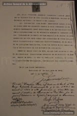 Selección de páginas del expediente de depuración del maestro Hermenegild Lladó Bilarrúbies y acreditación que presenta a las autoridades franquistas el 21/2/1939 como muestra de haber ejercido de maestro en el Grup Escolar Renaixença desde el 12 de noviembre de 1934. (Arxiu Comarcal del Bages, Archivo General de la Administración y Arxiu Municipal de Manres