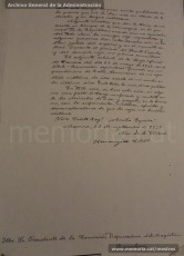 Selección de páginas del expediente de depuración del maestro Hermenegild Lladó Bilarrúbies y acreditación que presenta a las autoridades franquistas el 21/2/1939 como muestra de haber ejercido de maestro en el Grup Escolar Renaixença desde el 12 de noviembre de 1934. (Arxiu Comarcal del Bages, Archivo General de la Administración y Arxiu Municipal de Manres