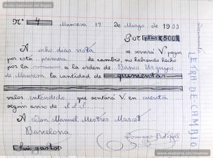 Mostres de tipus textuals. Resulta molt interessant, per la seva modernitat, destacar la gran diversitat de tipus de text que feia treballar Josep Albagés als seus alumnes per donar-los un domini dels diferents registres de llenguatge. S’hi poden llegir cartes, actes, esqueles, felicitacions, factures, oficis, comandes, certificats, anuncis, etc. (Arxiu Comarcal del Bages)