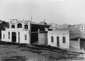 Fotografia de la foneria de ferro Ubach.
Procedència: Arxiu Comarcal del Bages