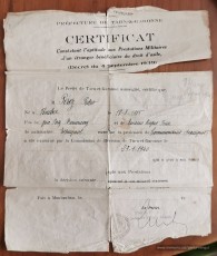 29 de gener de 1940. Certificat francès que acredita la capacitat del "comandant" Pedro Pére Vengut per complir les obligacions militars d'un estranger a qui s'ha atorgat el dret d'asil. Aquest document significa que el podien cridar a lluitar contra l'exèrcit alemany. Sembla que aquest certificat era voluntari i ell l'havia demanat. (Col·lecció familiar).
