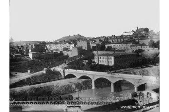 Fotografies del pont dels Ferrocarrils Catalans i del pont de Sant Francesc, anteriors al 1939. (Arxiu Comarcal del Bages).