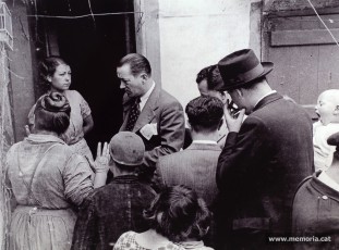 Ramon Junyent, regidor de Barcelona, en una visita com a representant del departament de Serveis públics de l’Ajuntament. (Família Junyent)