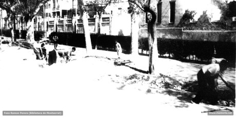 Igualada. 24 març 1938. Passeig Verdaguer. Treballs previs de l’excavació de refugis al Passeig Verdaguer. (Cartera: 4)