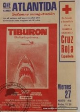 La pel.licula Tiburon estrena el cinema Atlàntida. (1976)