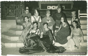 La Paquita Blanch amb altres actors. (1954)