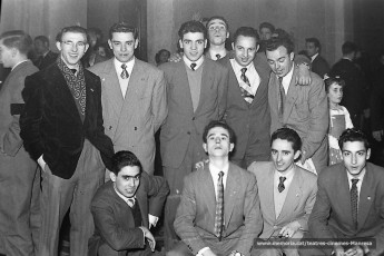 Ball de Casats. Hi veiem Rafael Serra,, Claret, Casimiro Solé, Ramon, Carles Claret... (1954)