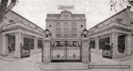 Façana, Kursaal amb lletres. Imatge publicada a la revista "Industria i Comerç" (1928)