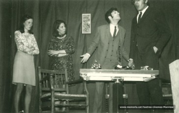 Elisa Bacardit,  Manela Cors, Toni Navarro i Pere Vicens, "Un tímit a dos quarts de deu".(1977)
