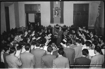 Recepció al Saló de Plens de lAjuntament en motiu de les noces d'or de l'orfeó.(1951)