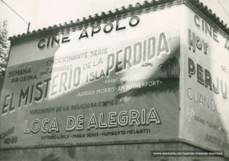 El Sr Olivat cada setmana pintava la publicitat de la sessió de cinema doble. (1947)