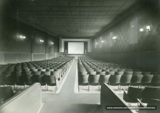 L'Apolo es va convertir en cinema el 1947.