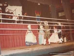 "La llegenda de les 7 notes" espectacle musical a càrrec de l'Esclat, Rialles i el col.lectiu Faristol, amb en Joan Crosas de narrador (1980)