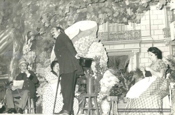 "La Rambla de les Floristes" amb Josep Isart, Montserrat Garriga , Joan Cot, (?)) (1970)