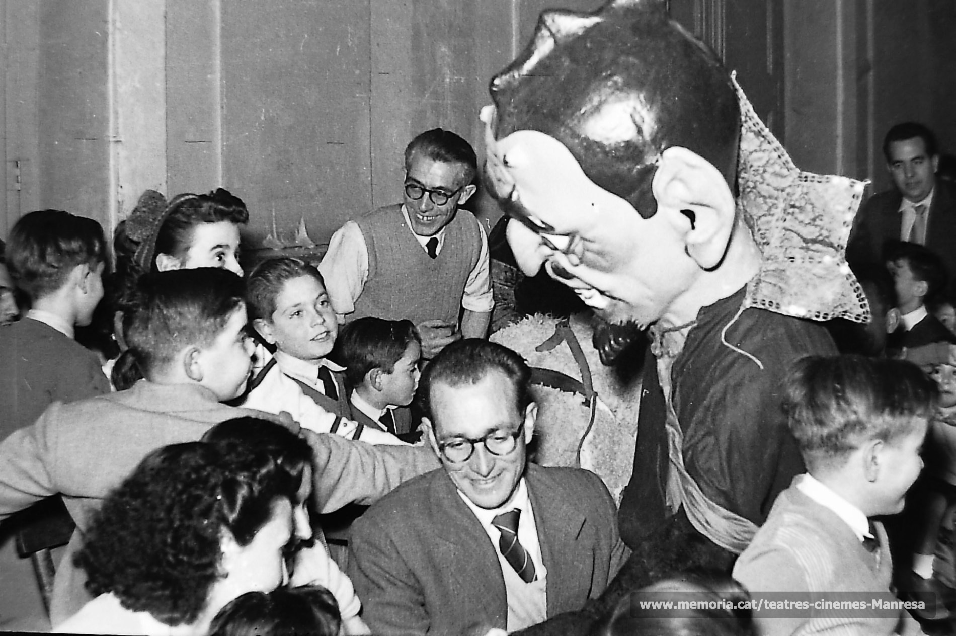 "Els Pastorets". Durant el descans sortia un capgros.(1956)