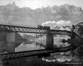 Fotografia de 13 de febrer de 1938 d'un tren Cremallera, transport usat per a dur ferits a Montserrat. (Arxiu David Blasco).